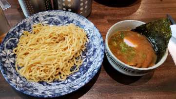 33992920_10160495460695578_4636545512474935296_n